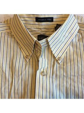 VAN HUESEN vertical stripe button down Short sleeve camp shirt neutral classic